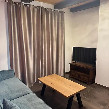 Quiet In Apartment